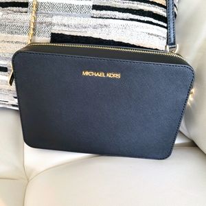 Black Michael Kors crossbody